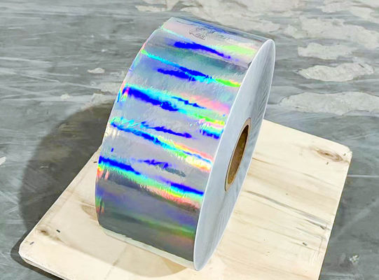 Película autoadhesiva holográfica resistente al desgaste Rol de superficie 50 u espesor