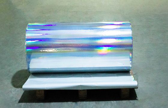 Película autoadhesiva holográfica resistente al desgaste Rol de superficie 50 u espesor
