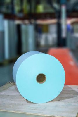 Rollo de etiquetas de impresora térmica resistente al desgaste, pegamento de fusión caliente Etiquetas de pegatinas impermeables
