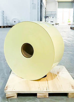 Tipo de pegamento móvil autoadhesivo de liberación de papel de rollo de recubrimiento PET transparente Certificado SGS