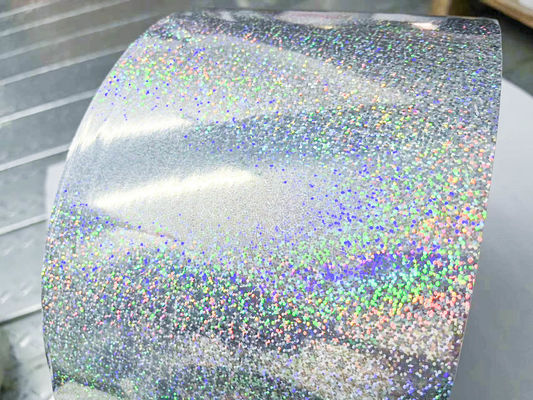 Papel de etiqueta de película adhesiva holográfica pegajosa y transparente de 800 m de longitud