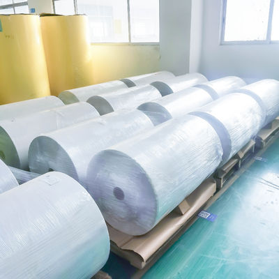 Tipo de pegamento móvil Etiqueta de papel recubierto en rollos 80u espesor de superficie adhesivo