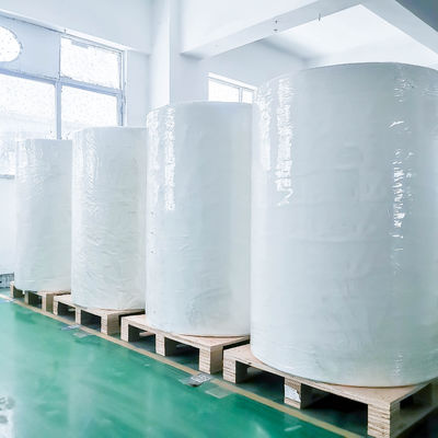 Papel recubierto de acrílico resistente al desgaste, papel adhesivo Rollo de papel espesor de superficie 120 u