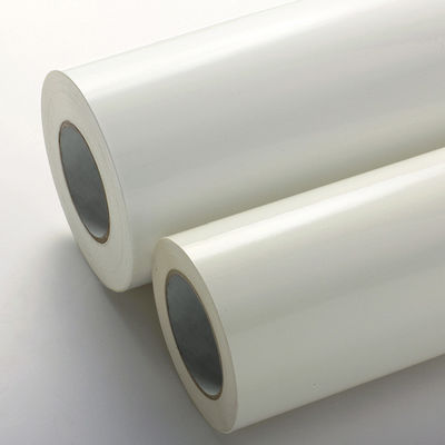 Material de etiqueta impresa de papel recubierto de 80 gramos con un grosor de 72±5% y una resistencia a la descamación ≥ 9N 90°